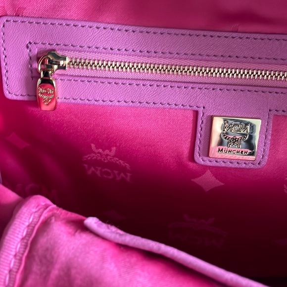 MCM Dual Stark Studded Visetos Pink Backpack - Picture 12 of 16